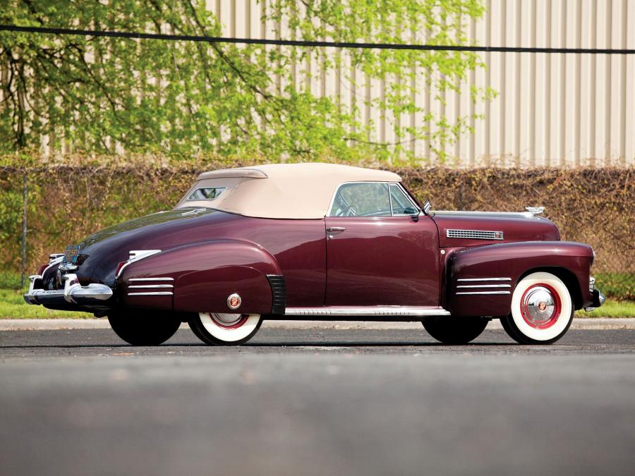  Cadillac Sixty-Two Convertible Coupe 1941 года  (фото 22 из 26)